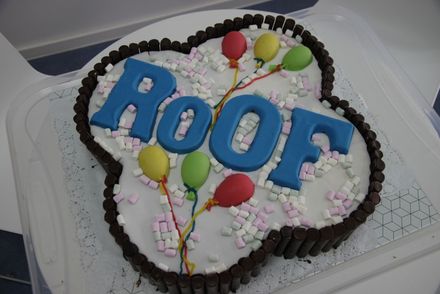 Foto: Torte zur Eröffnung des Roof, Kreis Offenbach | Andreas Wilk